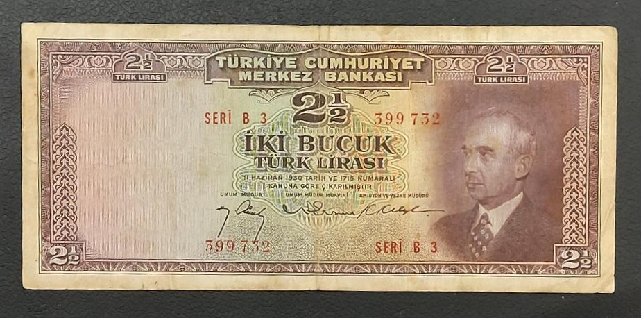 Turkey 2 1/2 Lira 1930